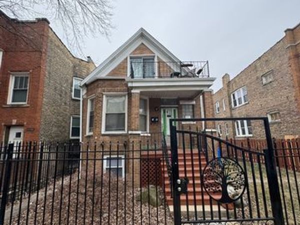 2630 N Hamlin Avenue , Unit G, Chicago, IL 60647