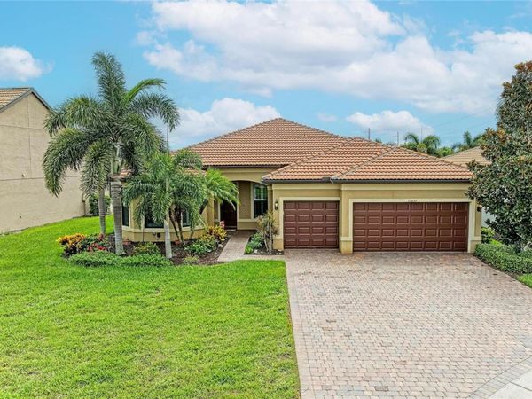 13897 UMBRIA STREET , VENICE, FL 34293