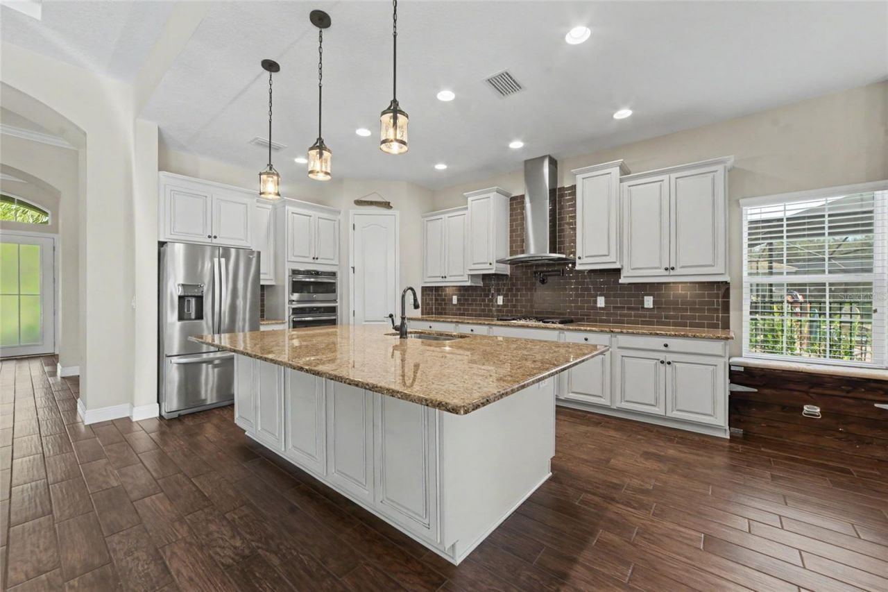 5806 Shell Ridge Drive, Lithia, FL 33547 Photo