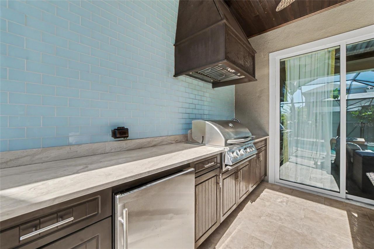 5806 Shell Ridge Drive, Lithia, FL 33547 Photo
