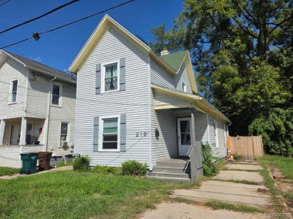 216 W Oakland Avenue , Lansing, Mi 48912