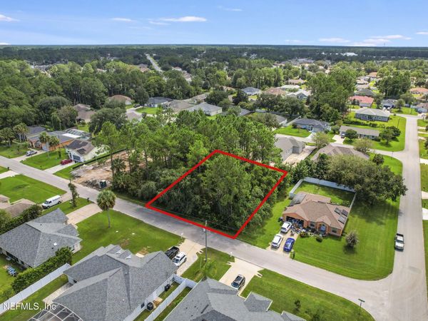 4 BURLAND Place, Palm Coast, FL 32137