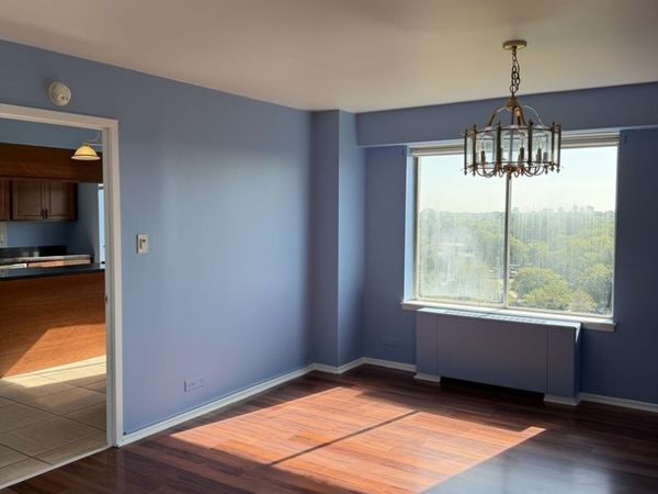 6833 N Kedzie Avenue , Unit 801, Chicago, IL 60645