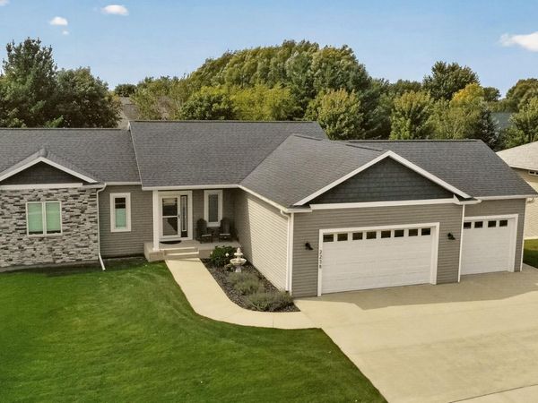 2238 Glady Lane NE, Rochester, MN 55906