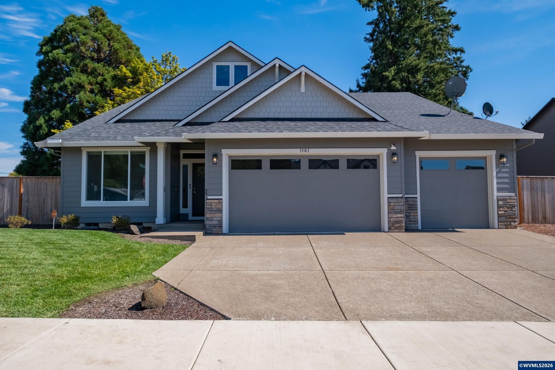 1161 Charming Pl Nw, Albany, OR 97321 Main Photo