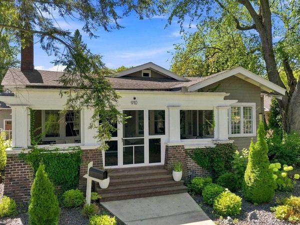 910 W 5TH STREET, Marshfield, WI 54449
