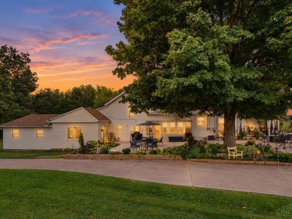 5612 Jacksonburg Road, Trenton, OH 45067