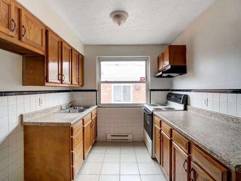 2521 Flanigan Court, Cincinnati, OH 45239 Photo 8