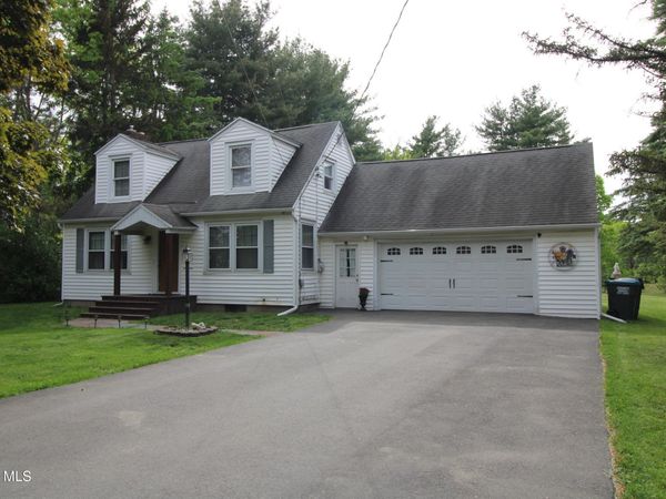 197 Conqua Lane, Rotterdam, NY 12306