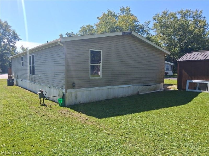 40 Silver Pond Drive, Apple Creek, OH 44606 Photo 2