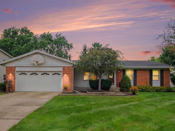 3907 Mohawk Avenue SW, Grandville, MI 49418
