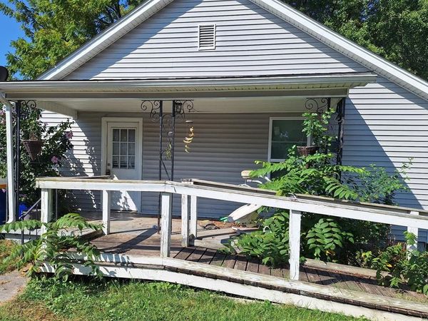 301 N Breathitt Avenue , Russellville, KY 42276