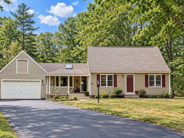338 Dunnell Road , Buxton, ME 04093