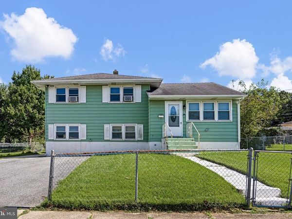 135 KARLYN DRIVE, NEW CASTLE, DE 19720