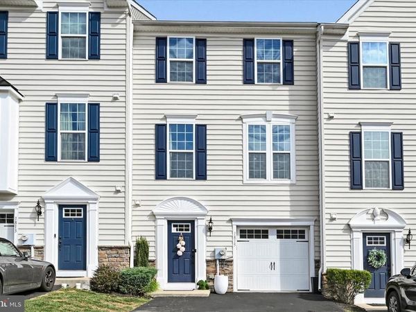 1815 HONEYSUCKLE COURT, DOWNINGTOWN, PA 19335