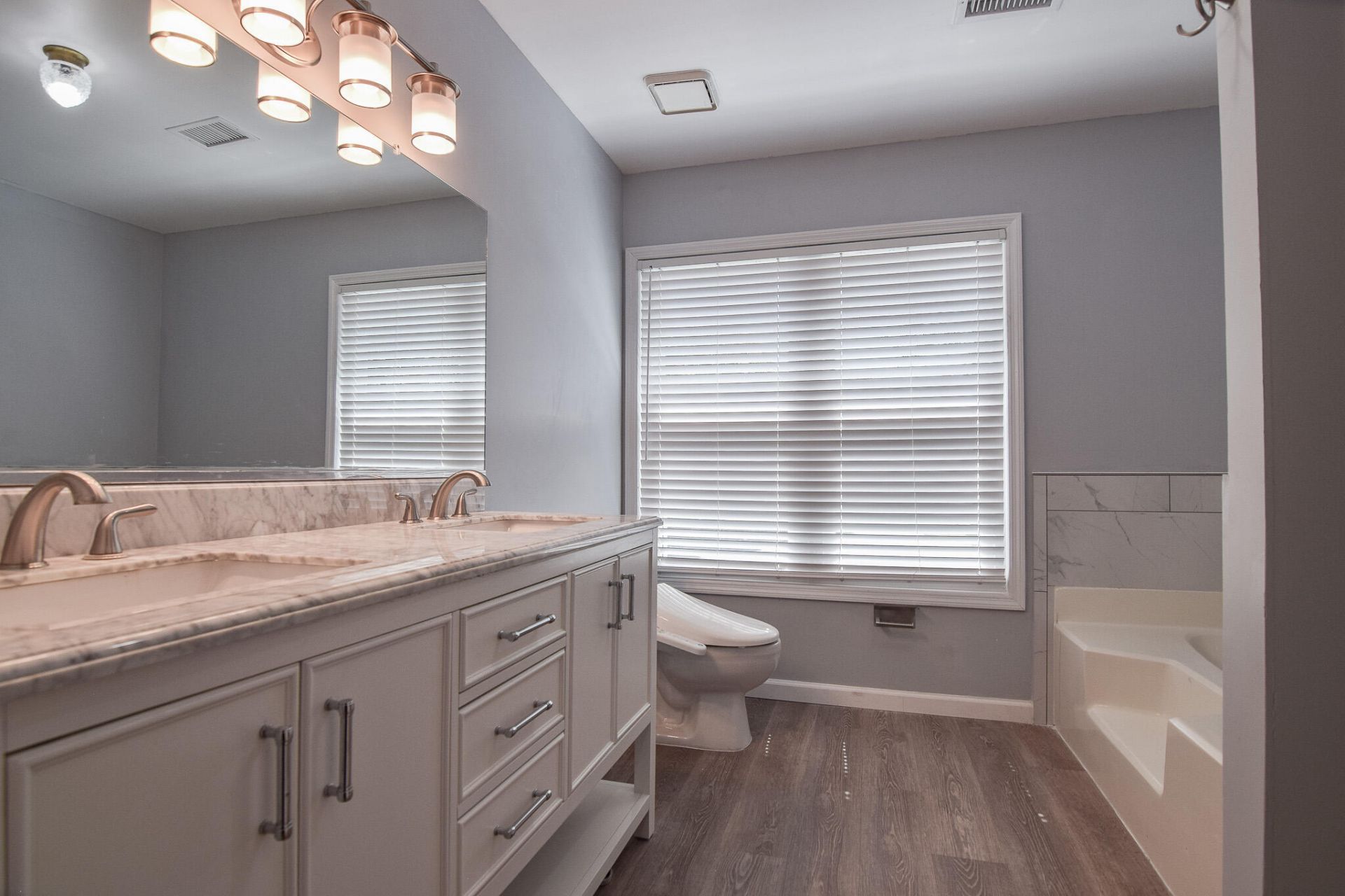 5407 Blufton Court Photo 12
