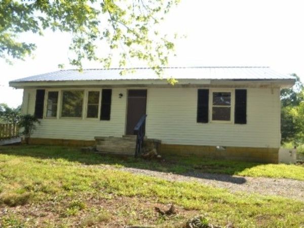 2471 Free State Rd , Gainesboro, TN 38562