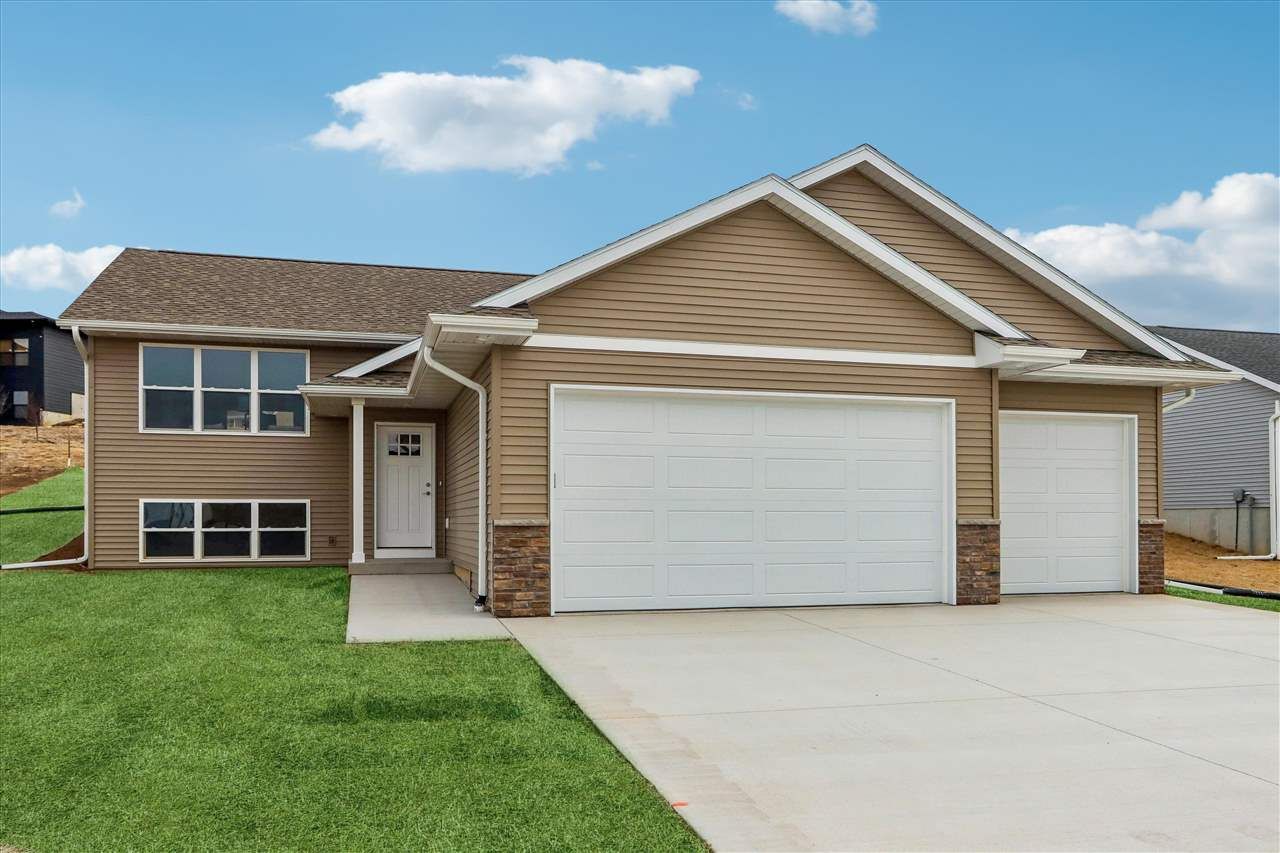 189 Karen Drive, Williamsburg, IA 52361 Main Photo