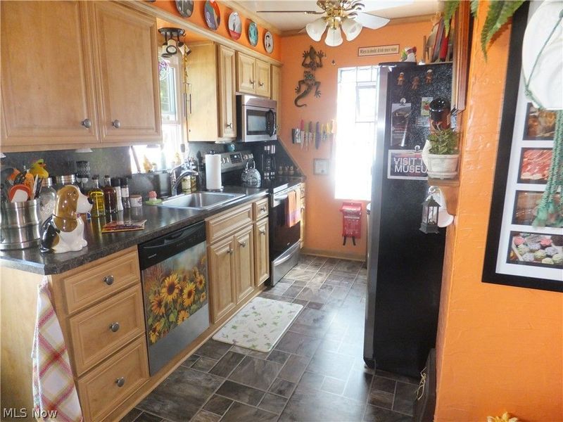 1312 Mayview Avenue, Cleveland, OH 44109 Photo 4