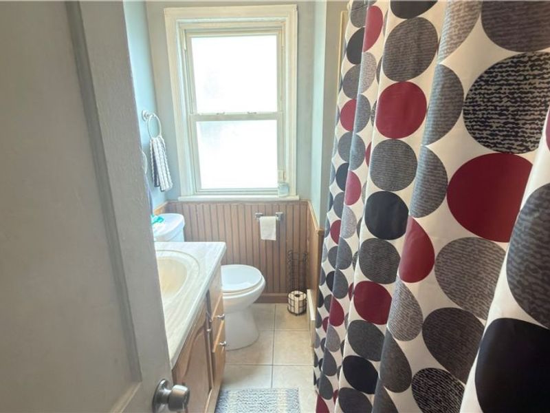 20706 Raymond Street, Maple Heights, OH 44137 Photo 9