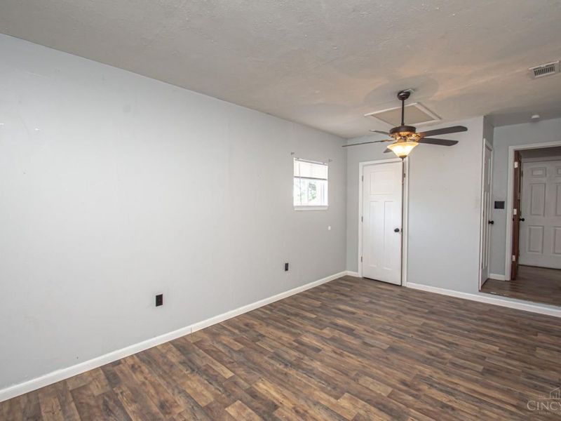 1482 Cobblestone Street, Riverside, OH 45432 Photo 10