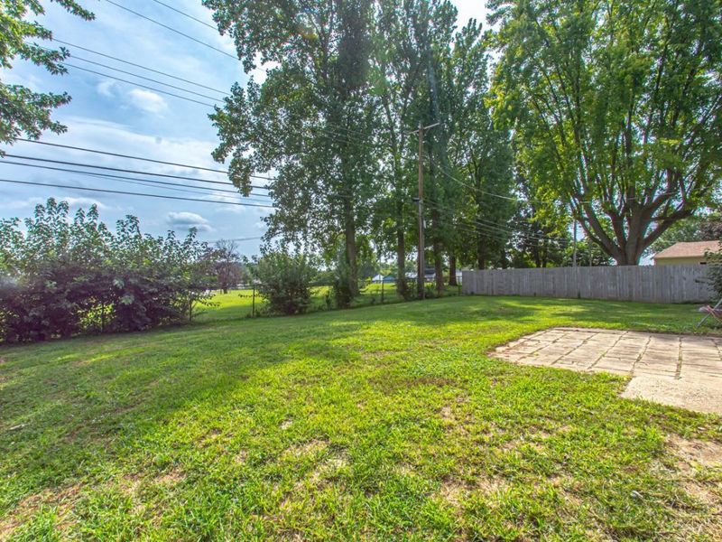 1482 Cobblestone Street, Riverside, OH 45432 Photo 21