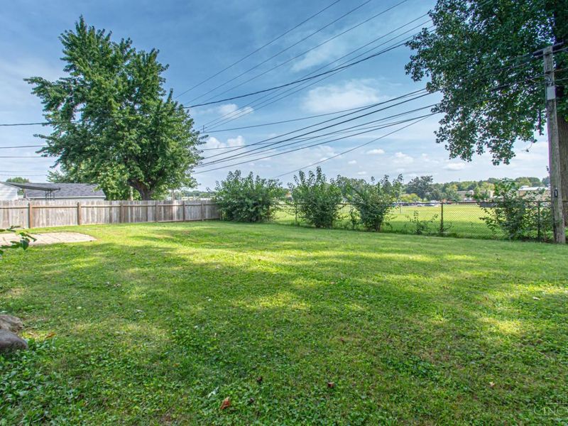 1482 Cobblestone Street, Riverside, OH 45432 Photo 24