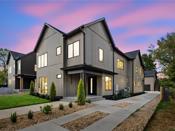 704 NW 7th Street, Bentonville, AR 72712