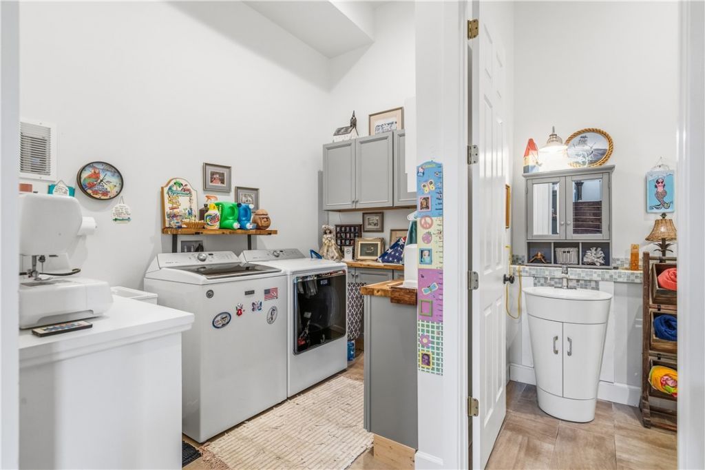 1181 Binney Drive, Hutchinson Island, FL 34949 Photo