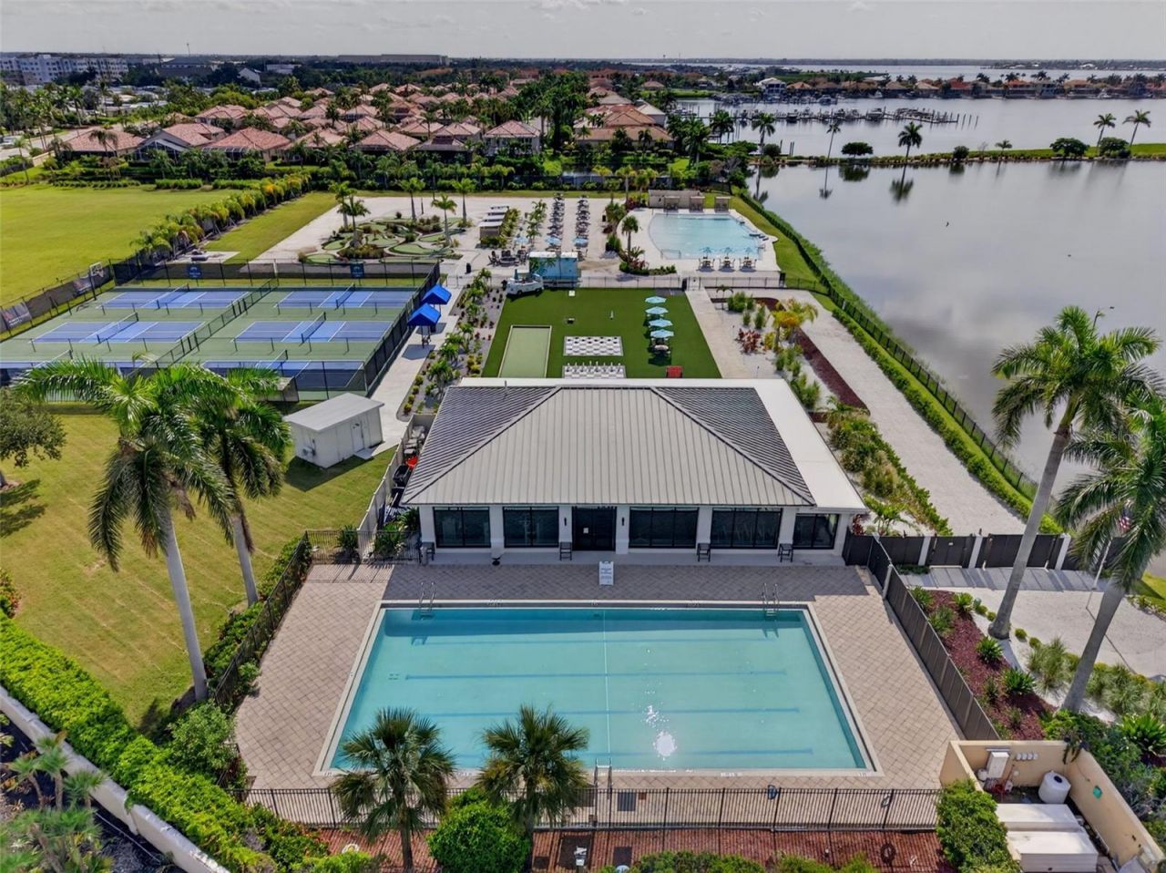 130 Riviera Dunes Way, Unit 703, Palmetto, FL 34221 Photo