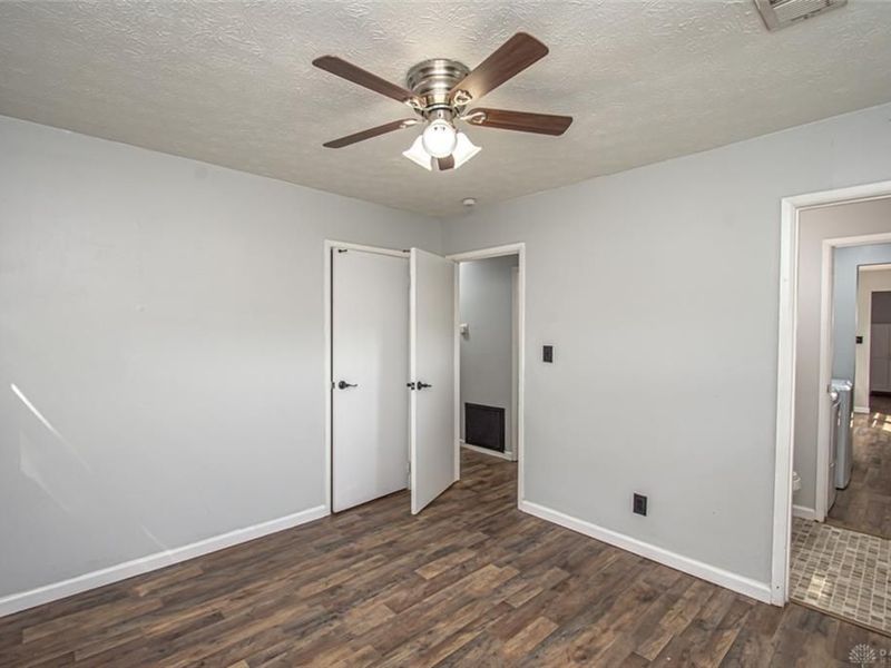 1482 Cobblestone Street, Riverside, OH 45432 Photo 14