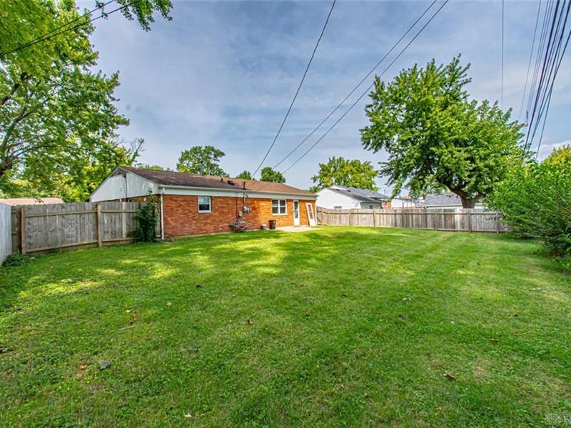1482 Cobblestone Street, Riverside, OH 45432 Photo 23