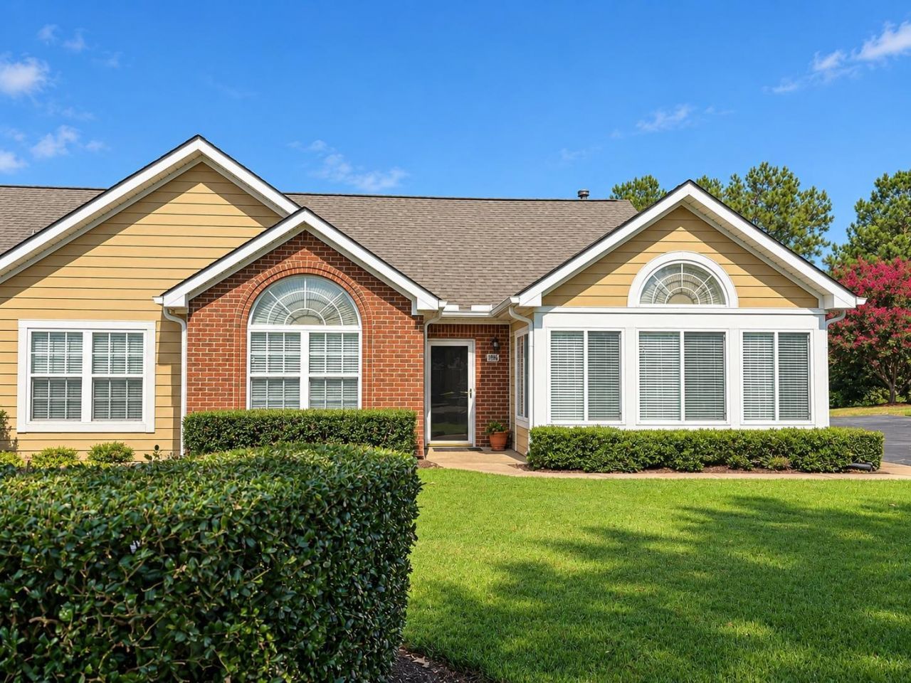 1905 Appling Oaks Cir, Unit 13, Cordova, TN 38016 Main Photo