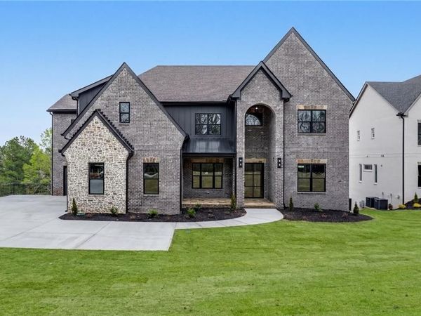 3267 N Bogan Road , Buford, GA 30519