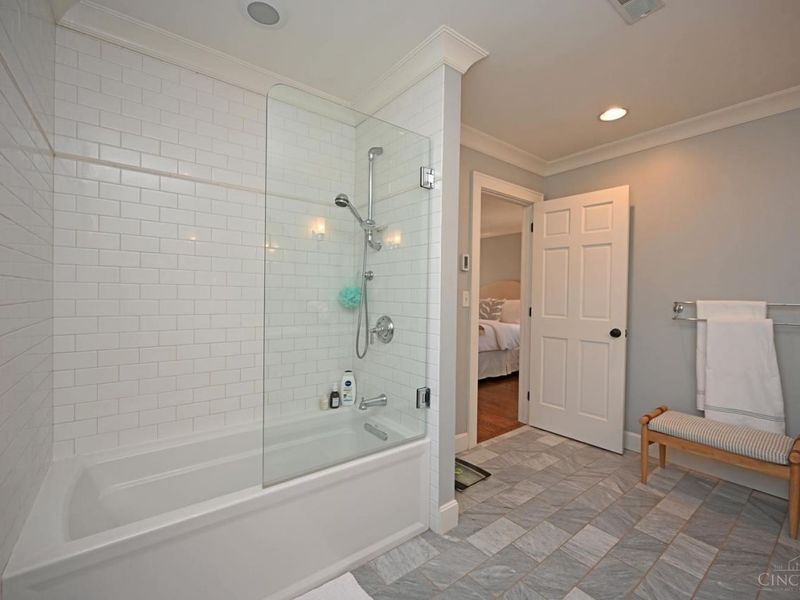 4845 Le Blond Avenue, Cincinnati, OH 45208 Photo 32