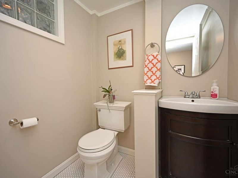 4845 Le Blond Avenue, Cincinnati, OH 45208 Photo 45
