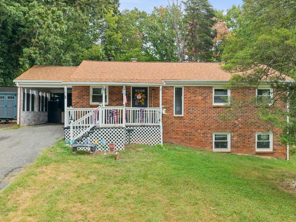 1012 Moreview DR , Lynchburg, VA 24502
