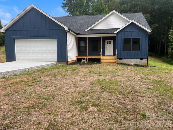 914 Old Hollis Road, Ellenboro, NC 28040