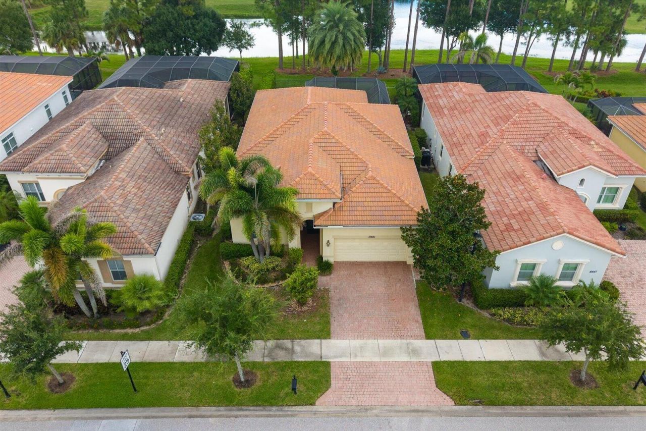 10661 SW Visconti Way, Port Saint Lucie, FL 34986 Photo