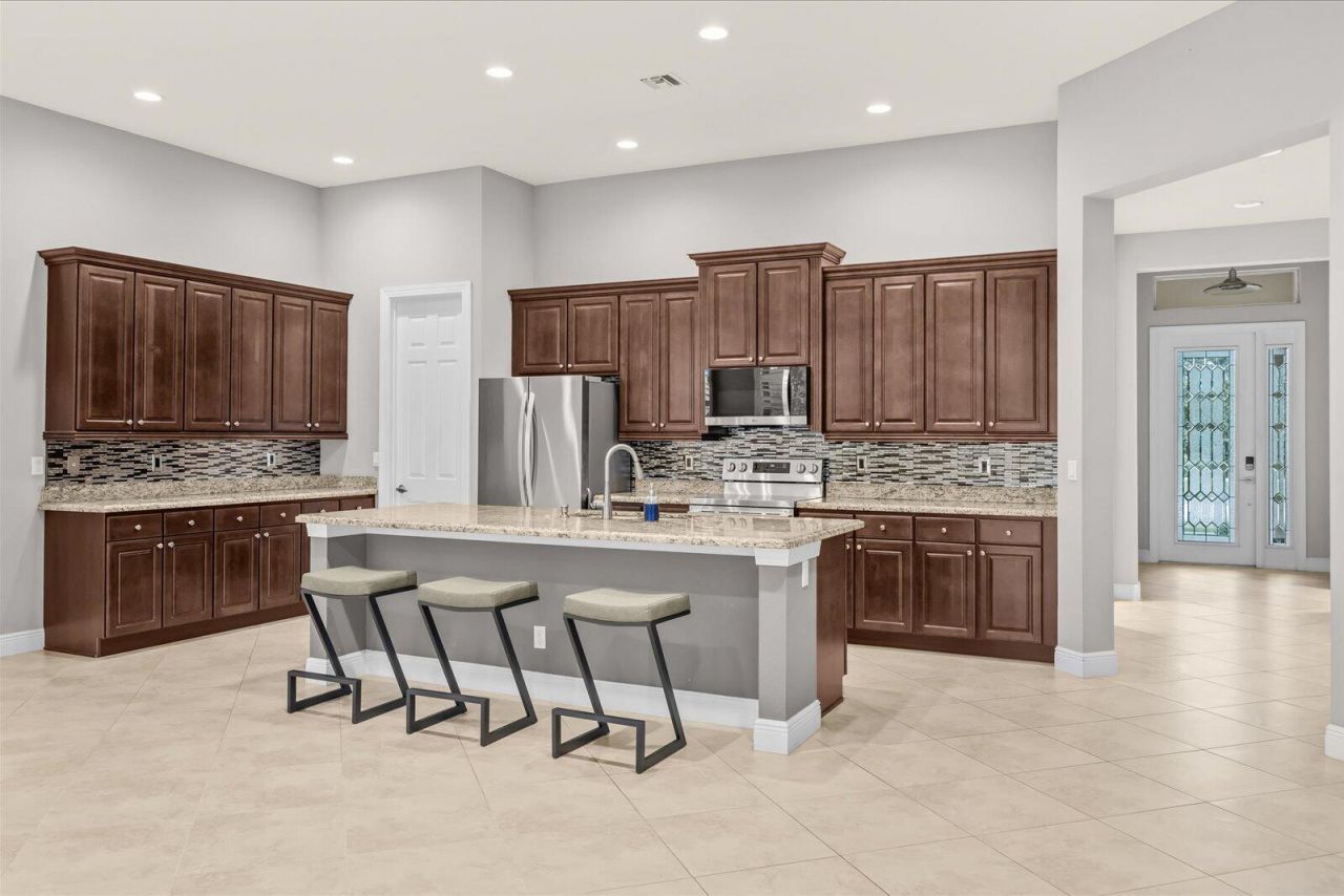 10661 SW Visconti Way, Port Saint Lucie, FL 34986 Photo