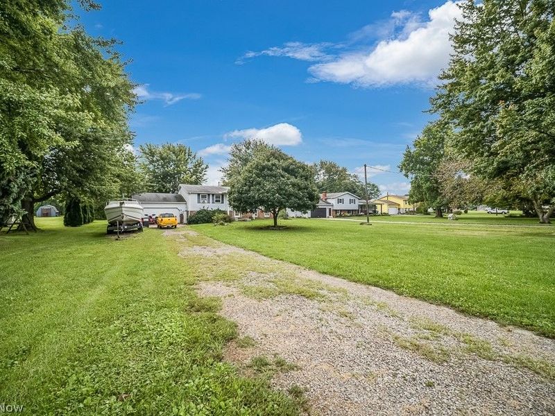 13902 Mason Road, Vermilion, OH 44089 Photo 2