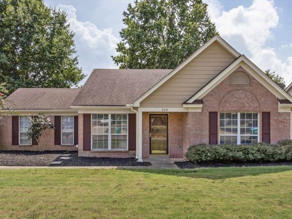 510 OAKLAND HILLS DR, Oakland, TN 38060