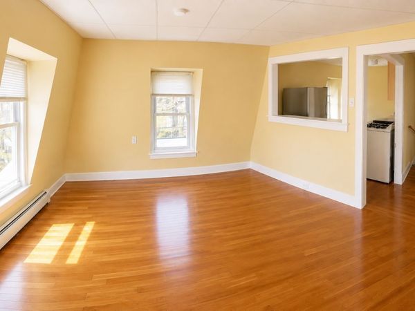 35 Inman St.,, Unit 3, Cambridge, MA 02139