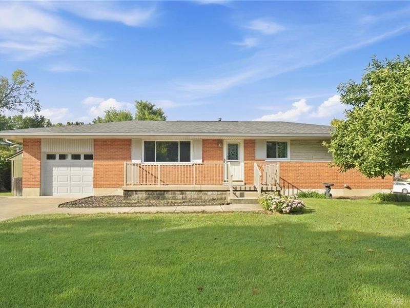 2924 Eckley Boulevard, West Carrollton, OH 45449 Photo 1