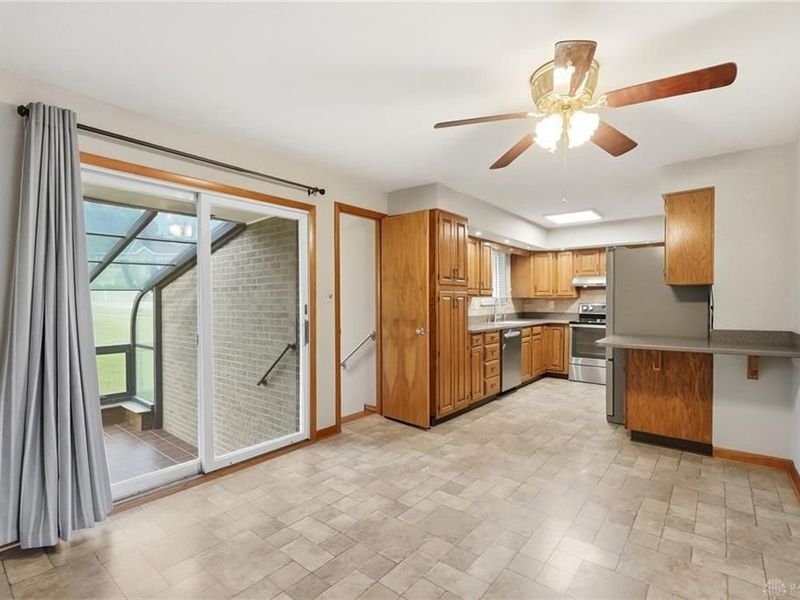 2924 Eckley Boulevard, West Carrollton, OH 45449 Photo 10