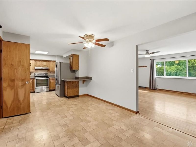 2924 Eckley Boulevard, West Carrollton, OH 45449 Photo 11