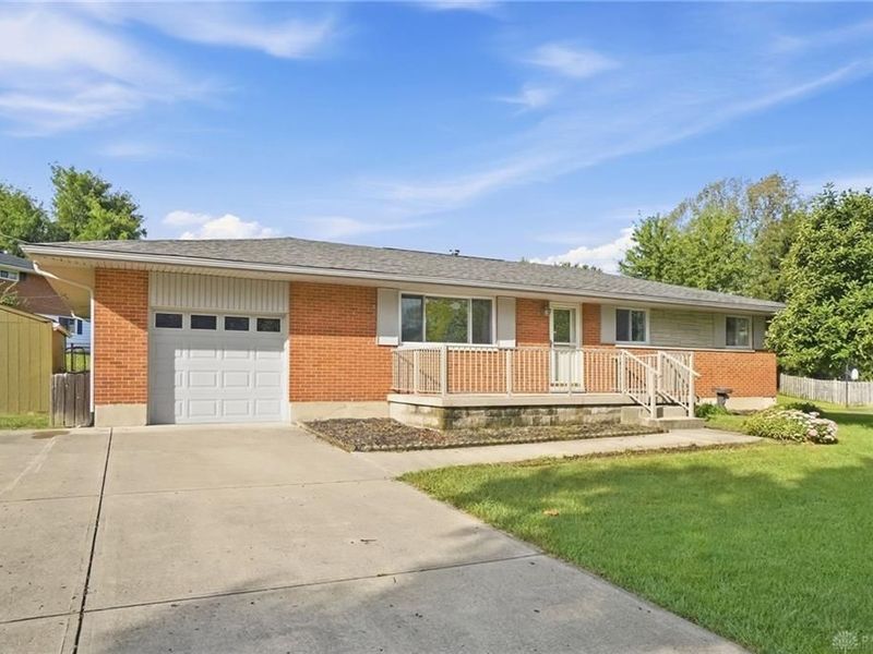 2924 Eckley Boulevard, West Carrollton, OH 45449 Photo 2