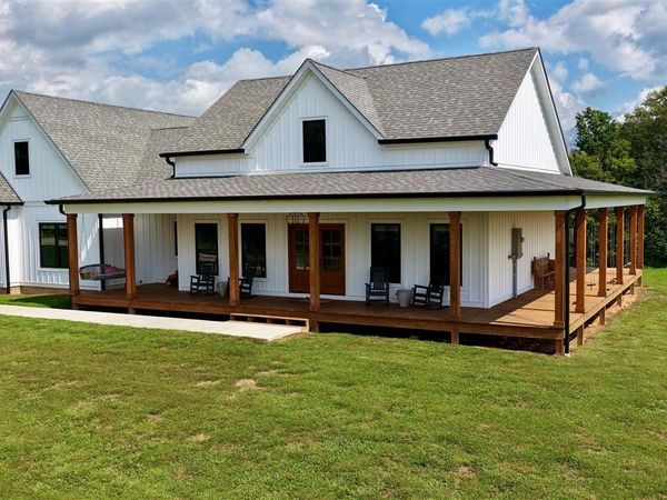 1174 Pleasant Grove Cemetery Road , Hardyville, KY 42746