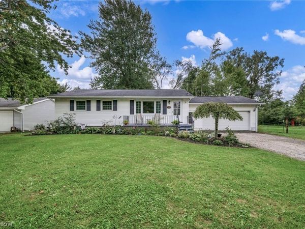 5803 Russia Road , Amherst, OH 44001