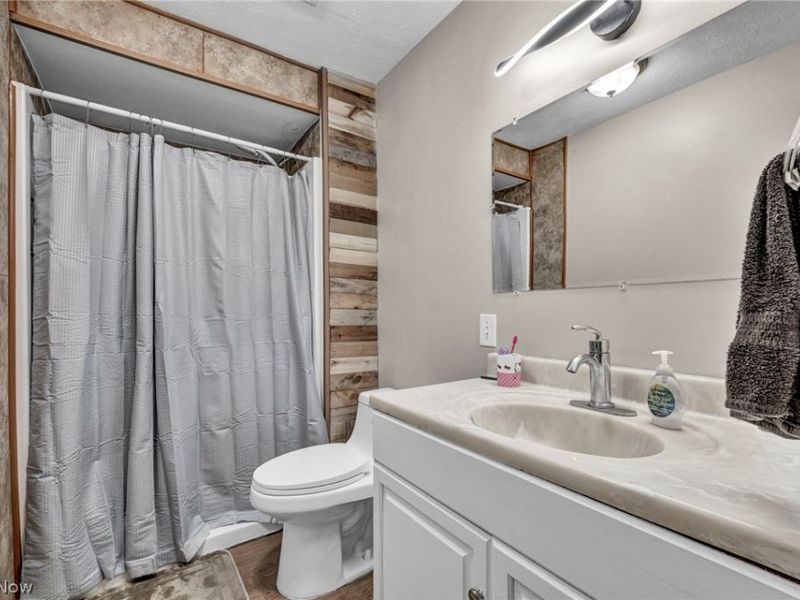 5803 Russia Road, Amherst, OH 44001 Photo 24